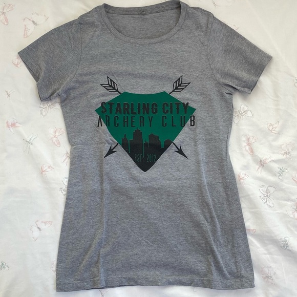 Arrow Fan Shirt - Picture 1 of 1